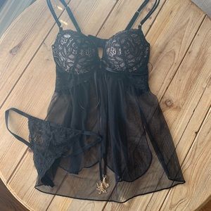 NWOT Victoria’s Secret Babydoll